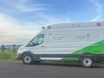 Ambul�ncia nova � furtada de prefeitura e aparece abandonada ap�s ficar sem combust�vel no Paran�